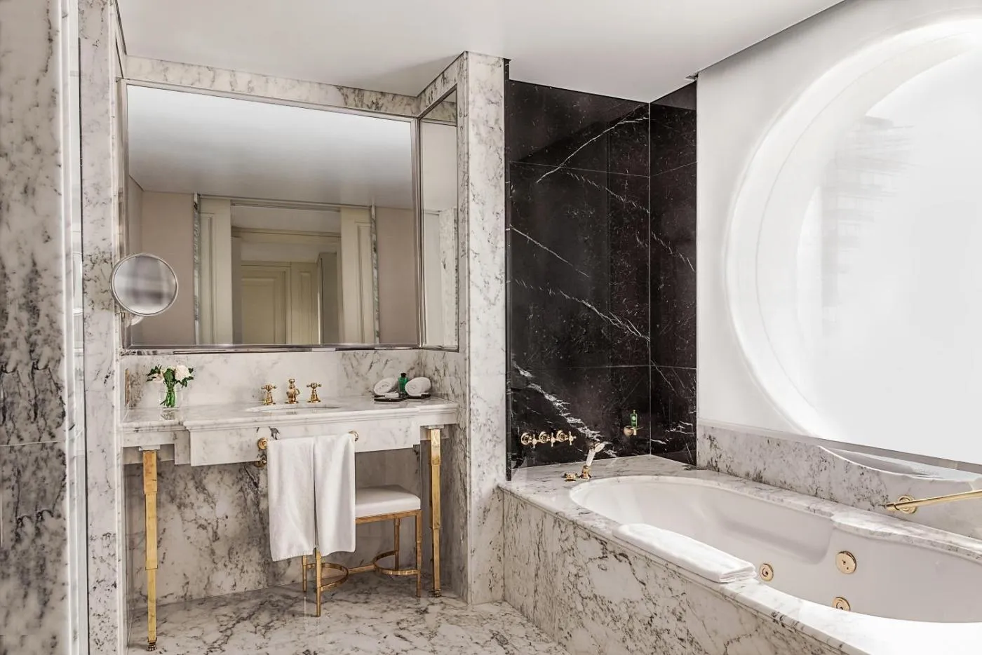 Suite Presidencial Alvear Icon Hotel Buenos Aires con Jacuzzi en la Habitación