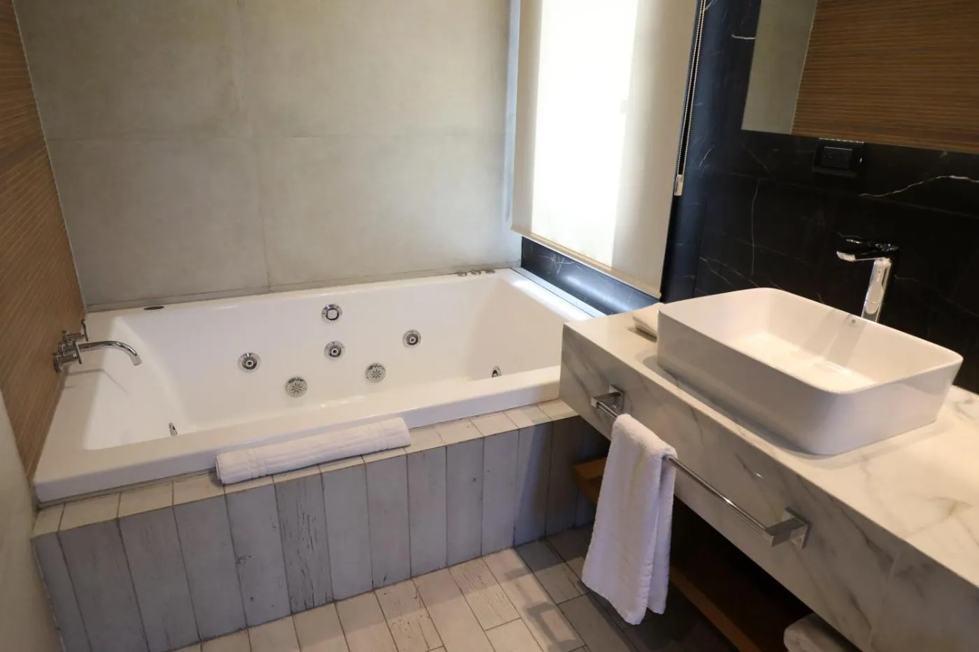 Suite Presidencial Hotel Puesto del Indio Mendoza con tina de hidromasaje